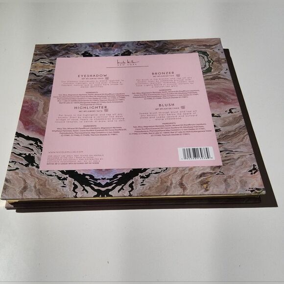 Nicole Miller Blushing Nudes All Over Face" palette New and‎ Unused - Picture 3 of 5